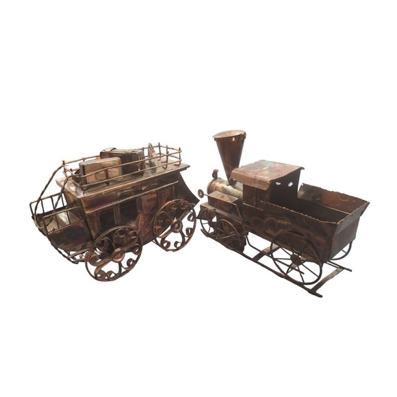 2 Metal Art Music Boxes Steam Engine and Stagecoach